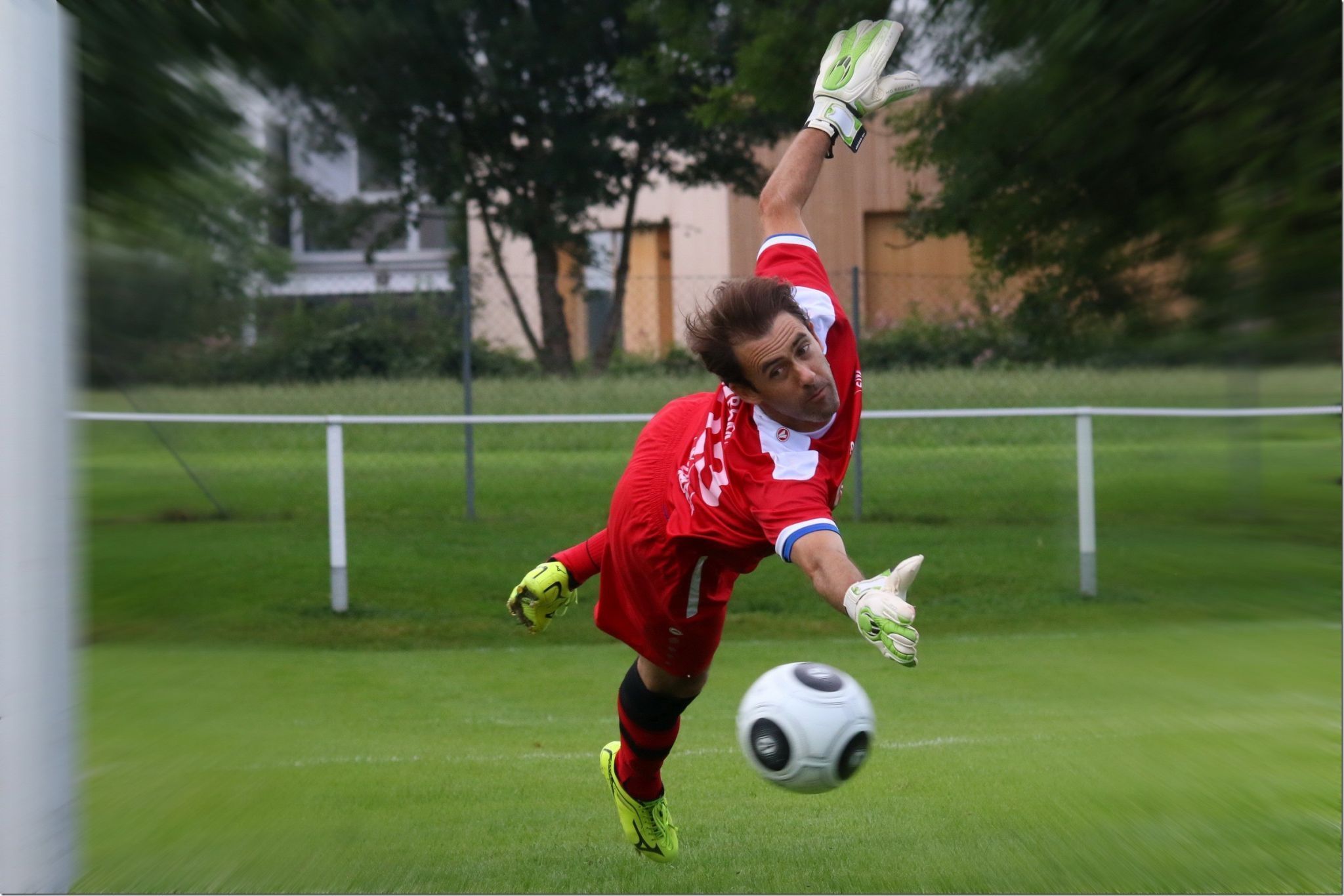Christian Mendes hütet im Frühjahr das Tor von FC Sulzberg.KNOBEL