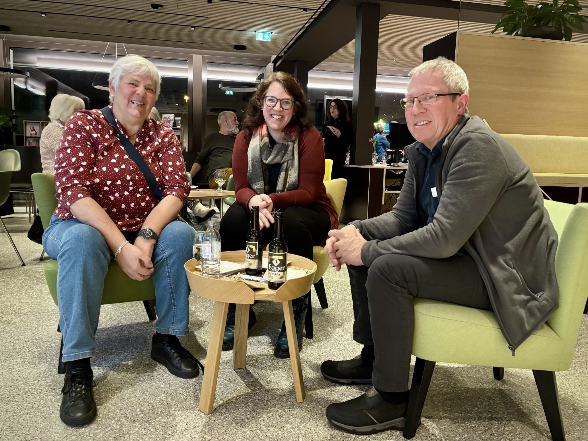 Krimibegeisterte ließen sich diesen besonderen Abend in der Bibliothek Lustenau nicht entgehen. (Bibliothek)