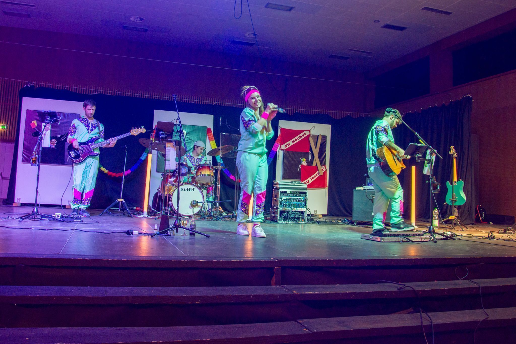 Erstes FC Höchst Faschingskränzle (Bildergalerie)