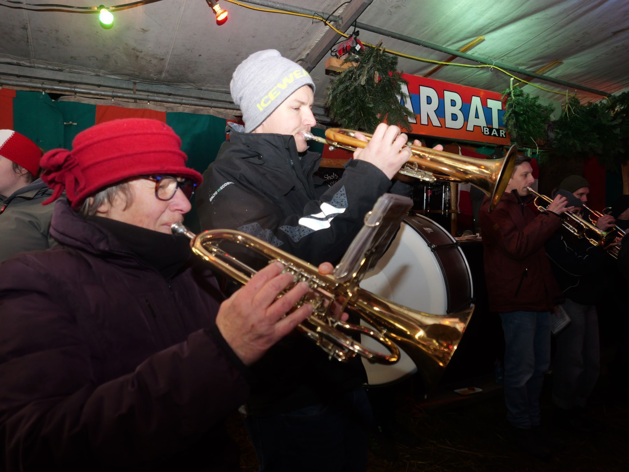 Auch bei widrigen Wetterbedingungen spielte der Musikverein Frastanz groß auf und wurde dafür mit kräftigem Applaus belohnt.