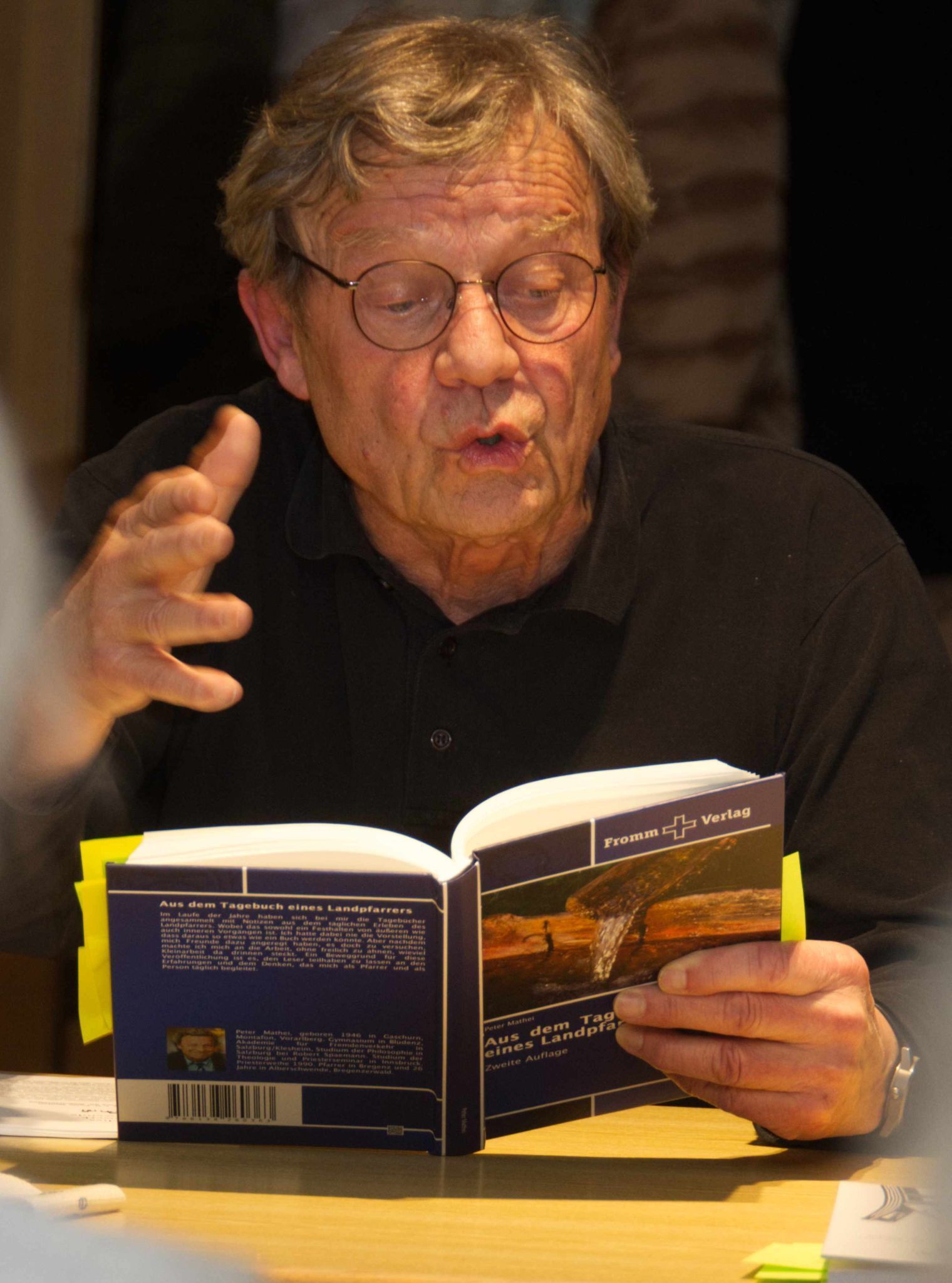 Pfr. i. R. Peter Mathei liest aus seinen Werken