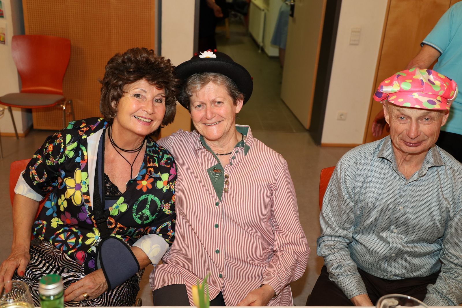 Erstes Kaffeekränzle in Eichenberg begeistert Jung und Alt (Bildergalerie)