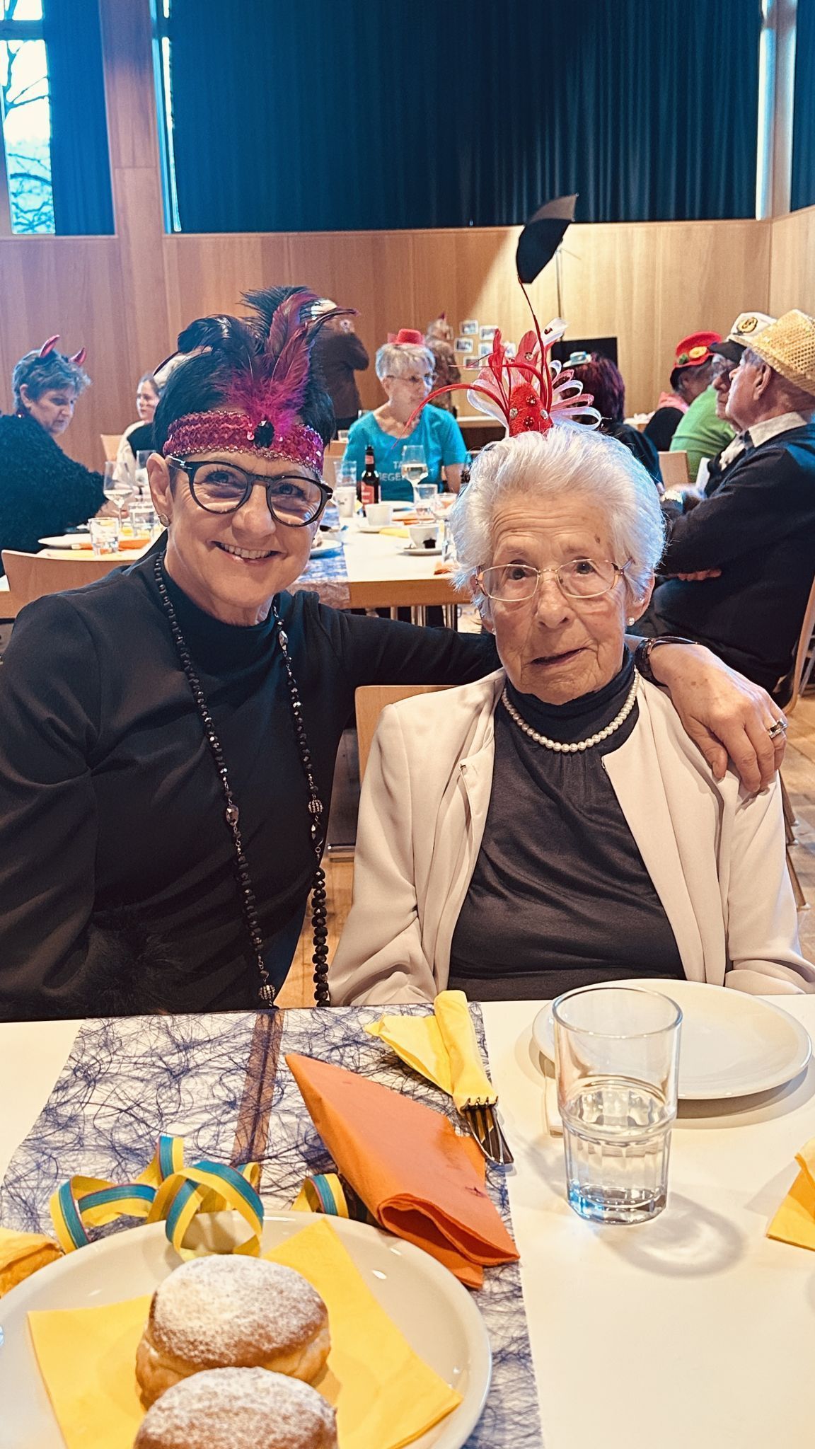 Mehr Fotos vom Seniorenfaschingskränzle (Bildergalerie)