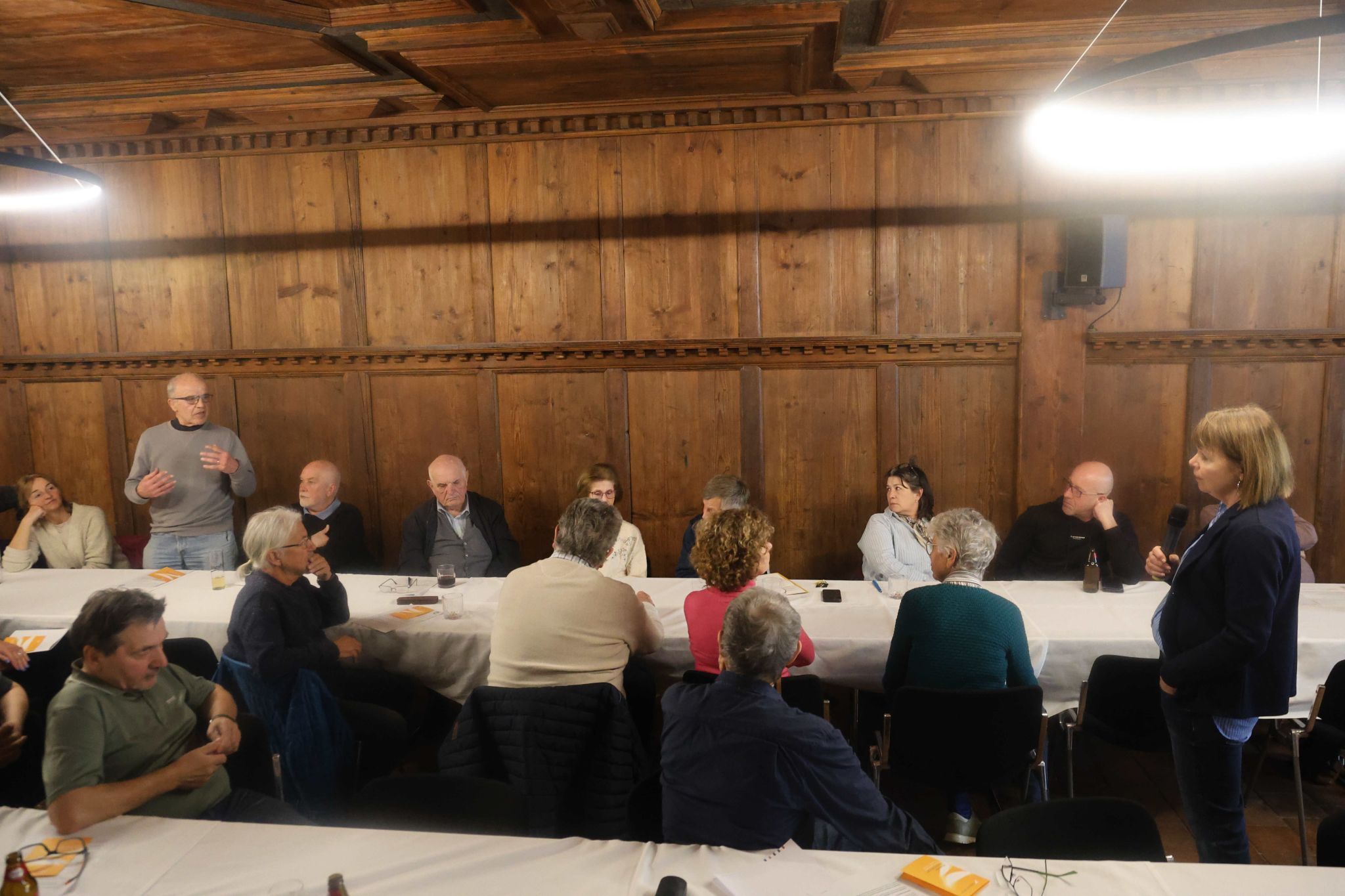 Viel Aufmerksamkeit für vorgebrachte Ergänzungen.