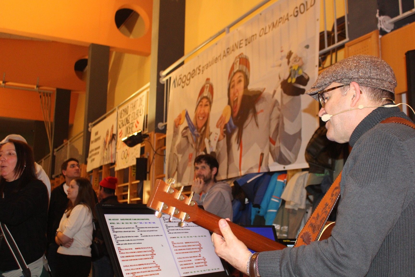 Alleinunterhalter Edoardo Figoni aus der Nachbargemeinde Scheidegg leitete den gemütlichen Teil der Feier ein.
