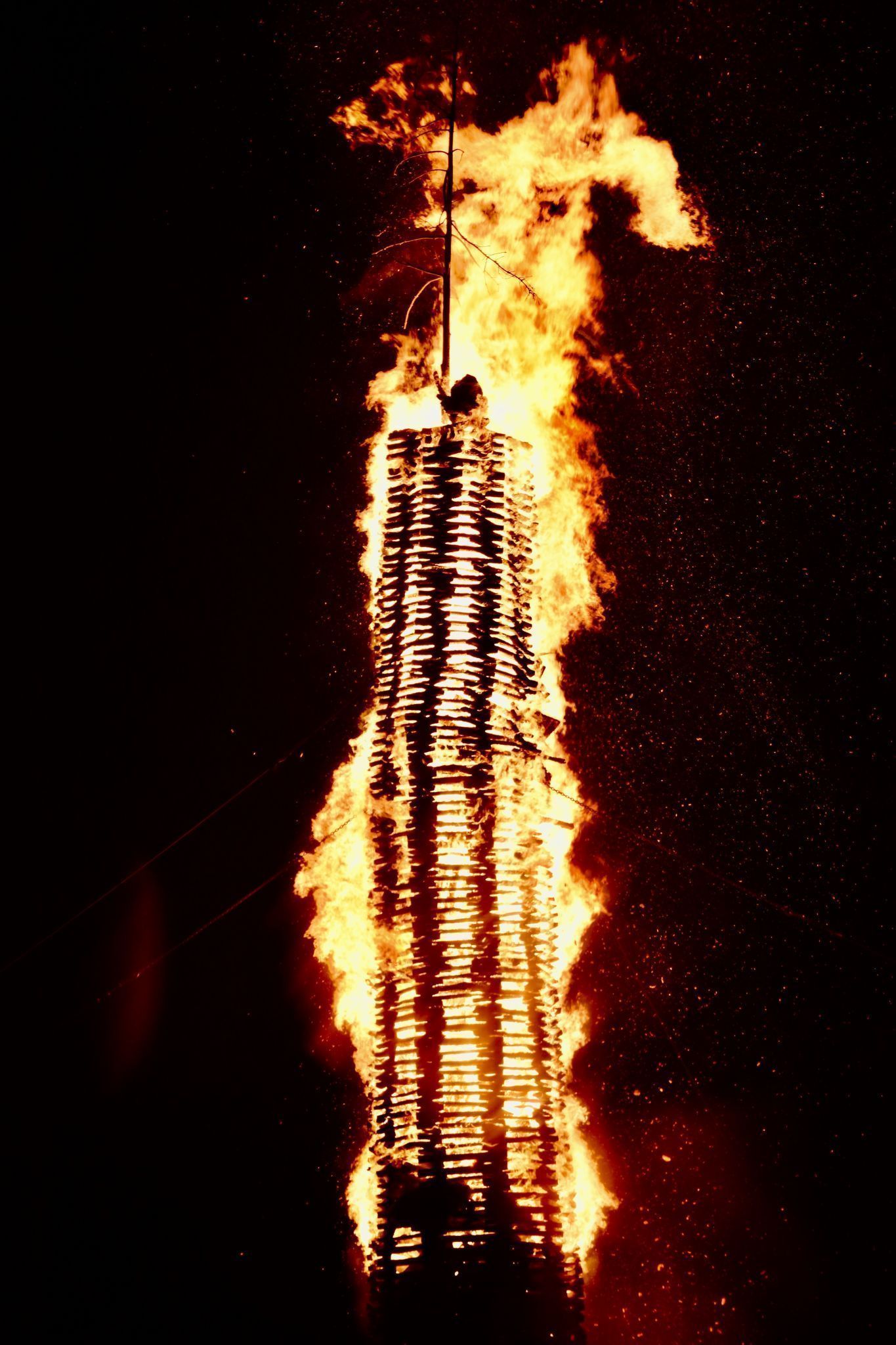 Der Funken der Funkenzunft Gantschier am Lärchenweg
