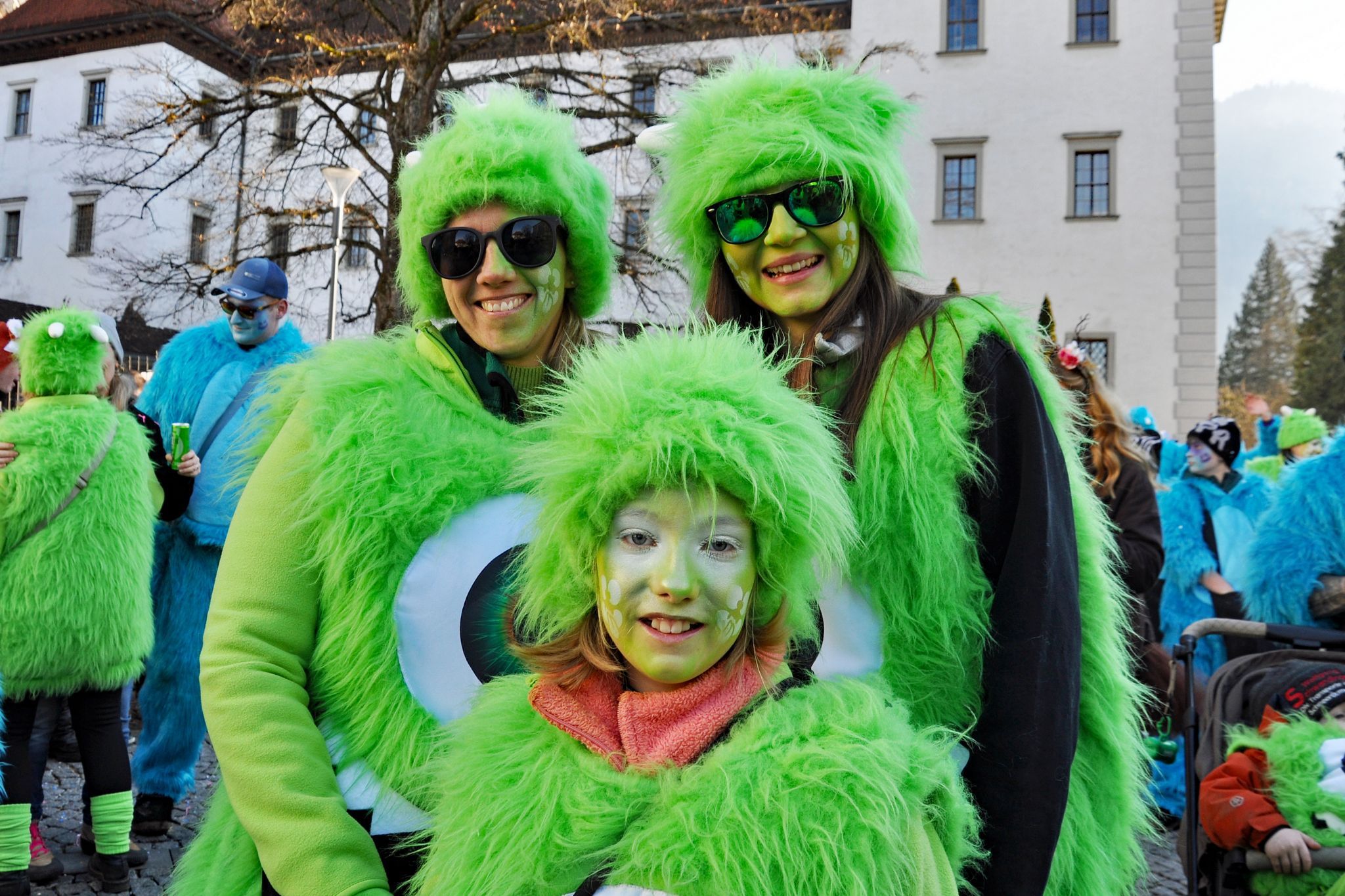 Die Narren begeisterten mit farbenfrohen Kostümen.