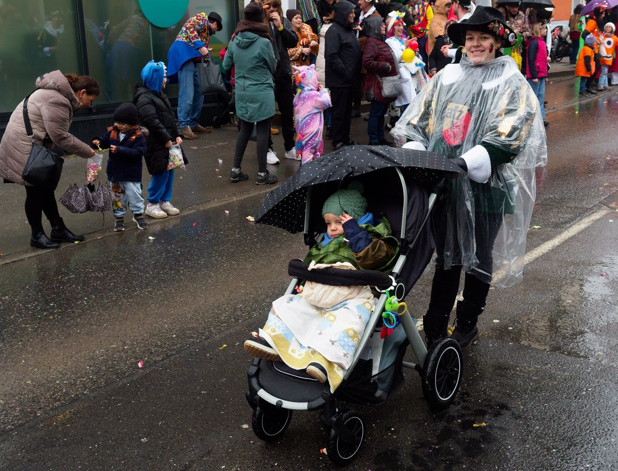 Götzner Fasnatumzug - Samstag 14. Februar (Bildergalerie)