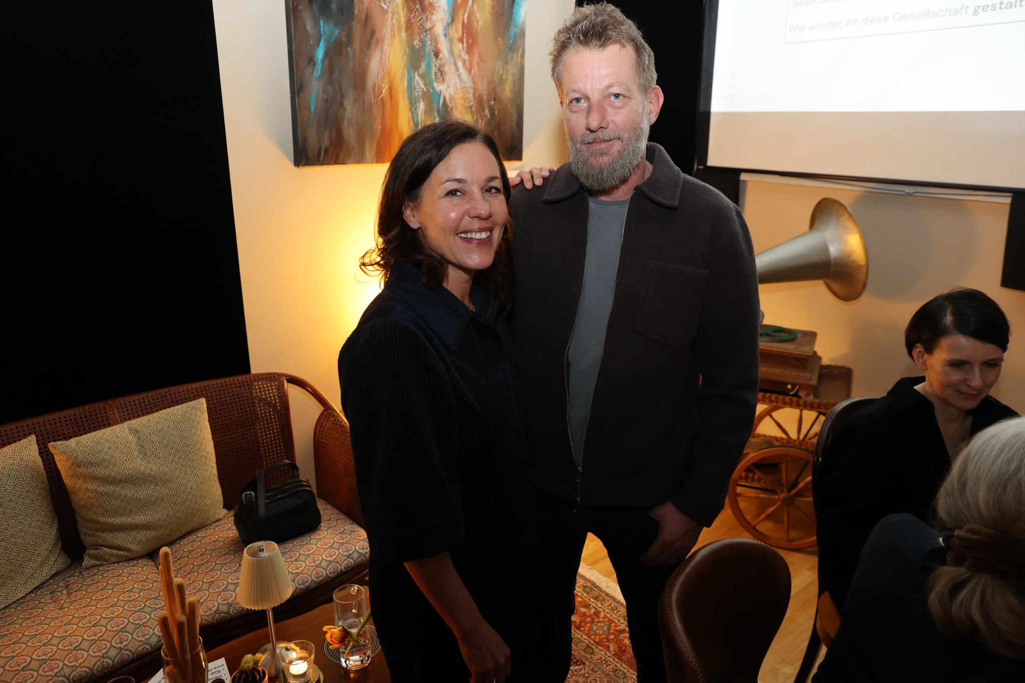 Energetikerin und Schreibcoach Christine Moll und Andreas Siegele.