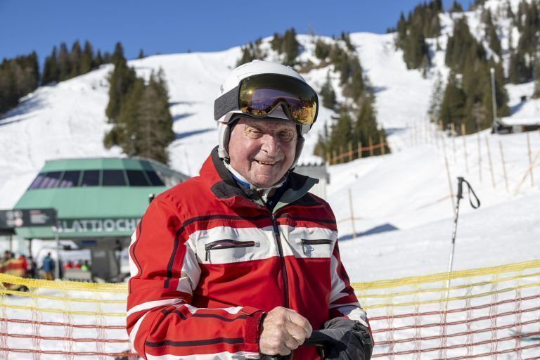Mit 91 Jahren auf der Skipiste: "Ich würde gerne noch Rennen fahren!"