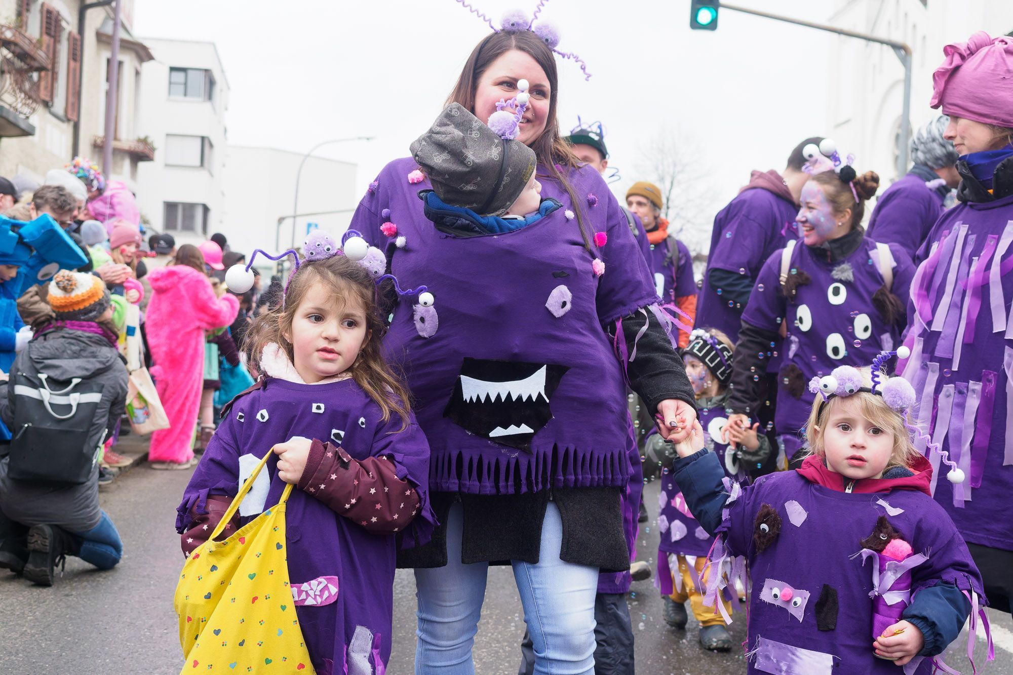 Götzner Fasnatumzug - Samstag 14. Februar (Bildergalerie)