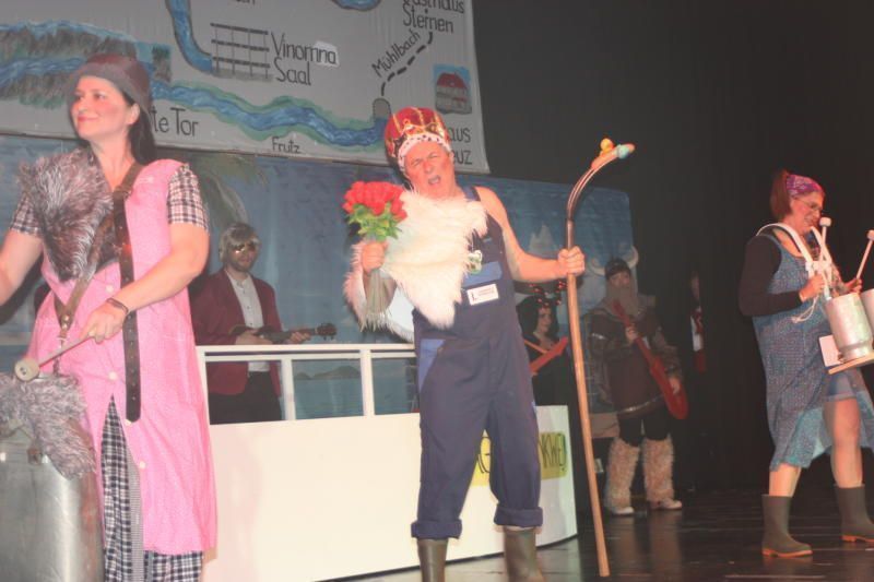 Die roten Rosen vom Laternser Prinzen alias Ernst Prantl nützten nichts. 