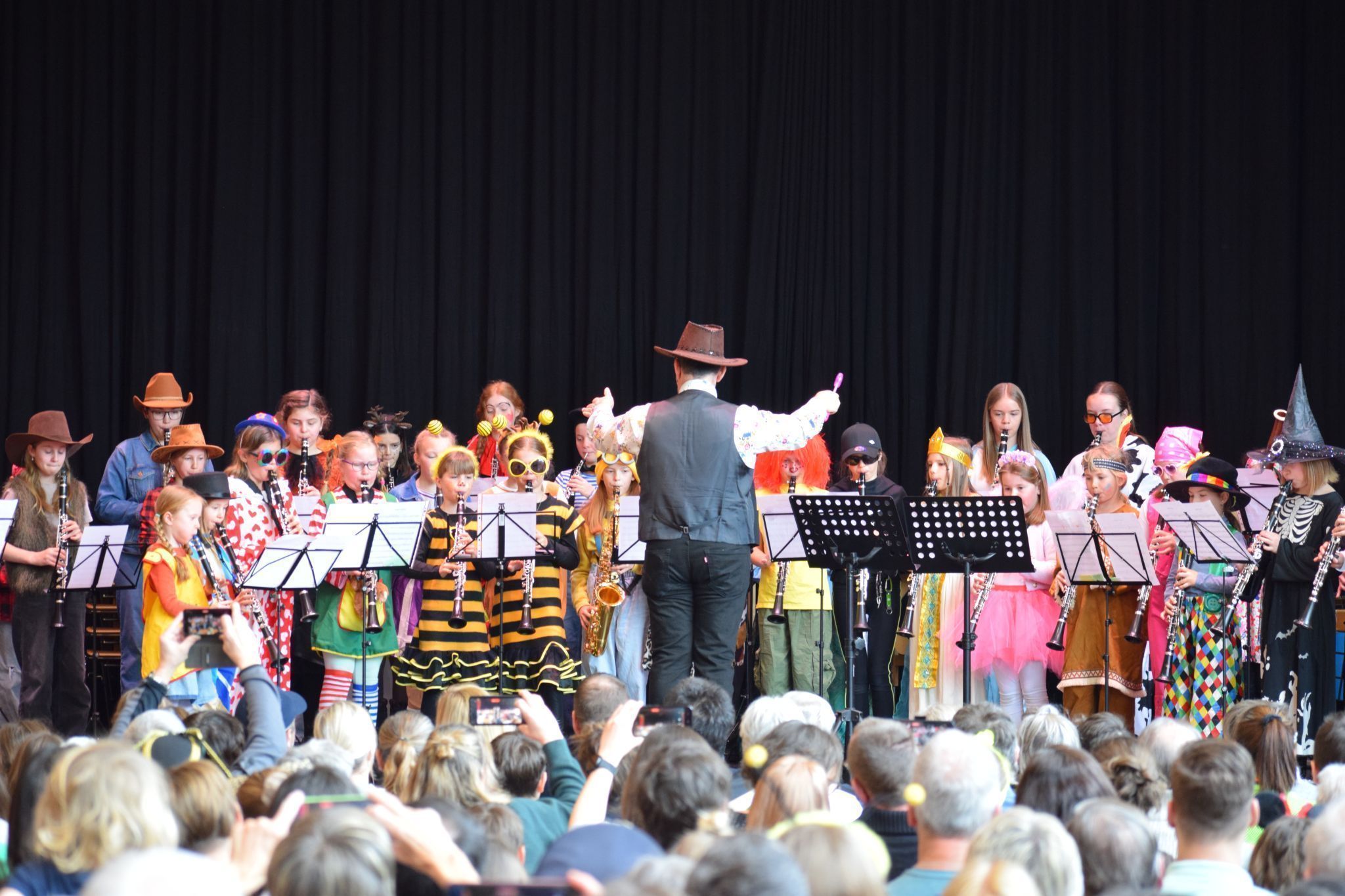 Mit einem Medley sorgte das Holzbläserensemble für gute Stimmung.