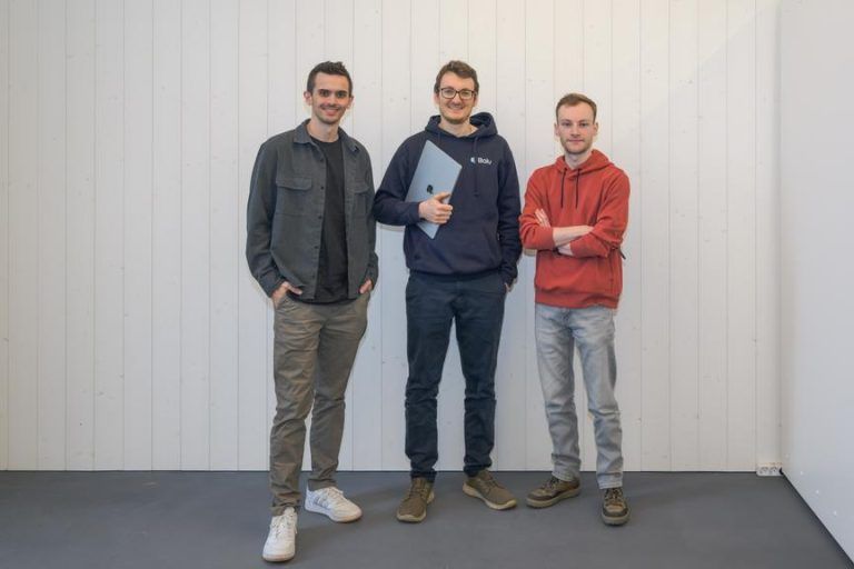 „Das macht uns sehr viel Hoffnung“ – Drei Vorarlberger bringen smarten Medikamentenspender auf den Markt