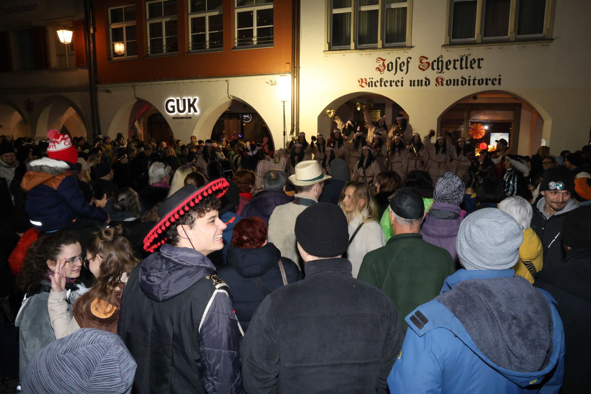 Narrenmesse im Feldkircher Dom und Gugga-Spektakel in Feldkirchs Innenstadt (Bildergalerie)