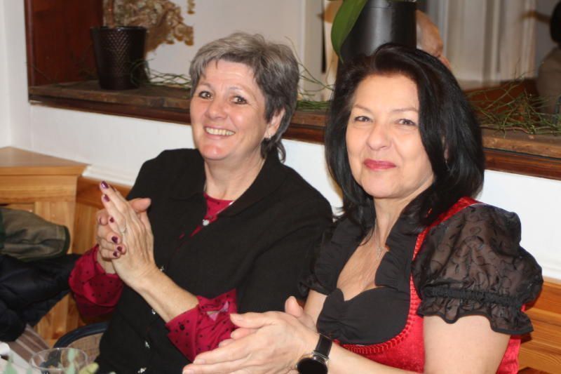 Elisabeth und Anna erlebten den Musikstar hautnah..