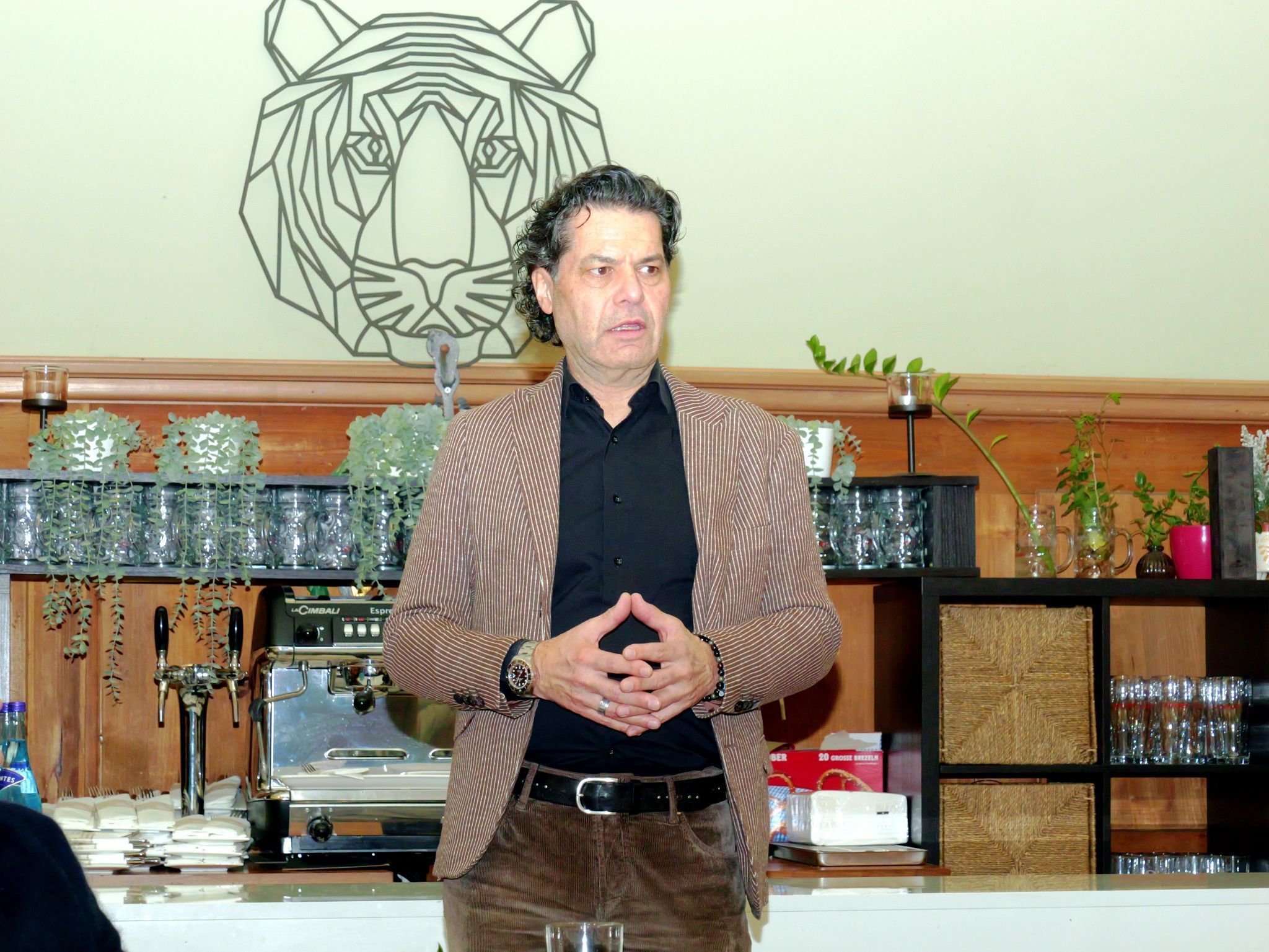 Bürgermeister Manfred Rädler sprach von Sparzwängen und langfristigen Projekten.