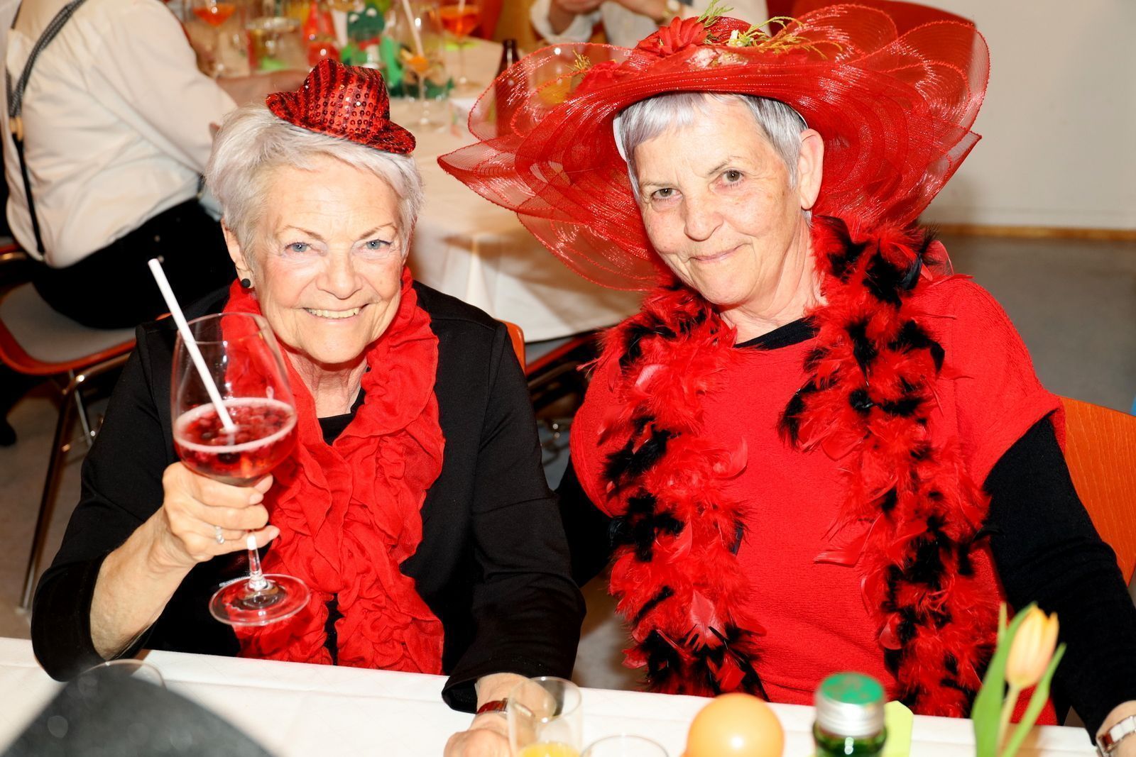 Erstes Kaffeekränzle in Eichenberg begeistert Jung und Alt (Bildergalerie)