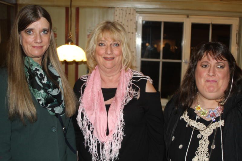 Manuela, Waltraud, Michaela amüsierten sich prächtig.