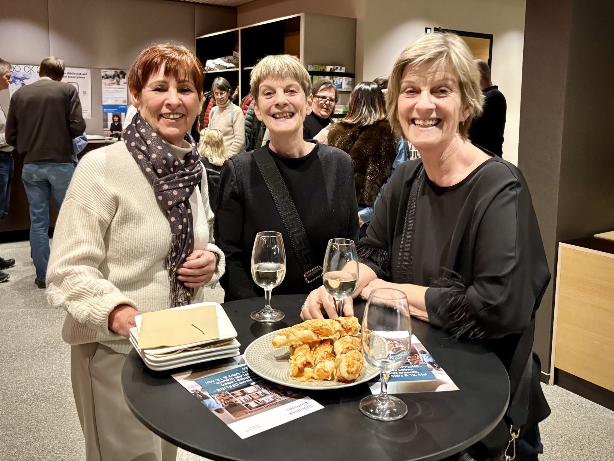 Beste Stimmung herrschte bei den Gästen. (Bibliothek)
