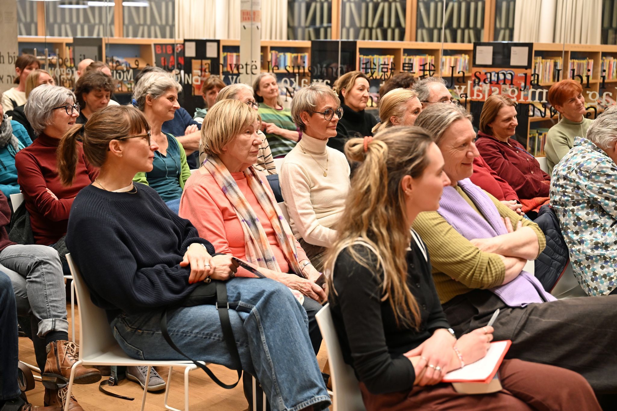 Das Publikum freute sich auf einen spannenden Abend.