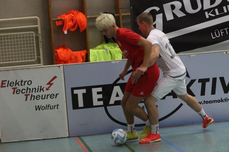 Er soll den nächsten Schritt im Erwachsenenfußball machen: Julian Fleisch.