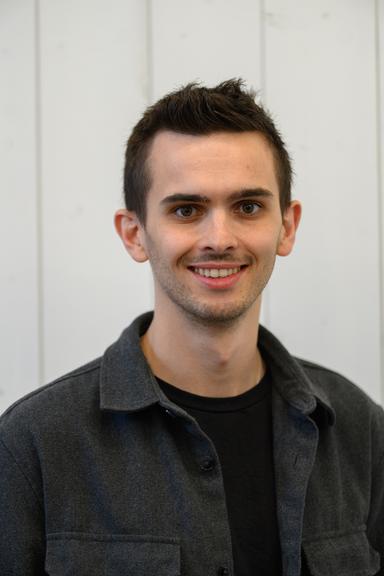 „Das macht uns sehr viel Hoffnung“ – Drei Vorarlberger bringen smarten Medikamentenspender auf den Markt