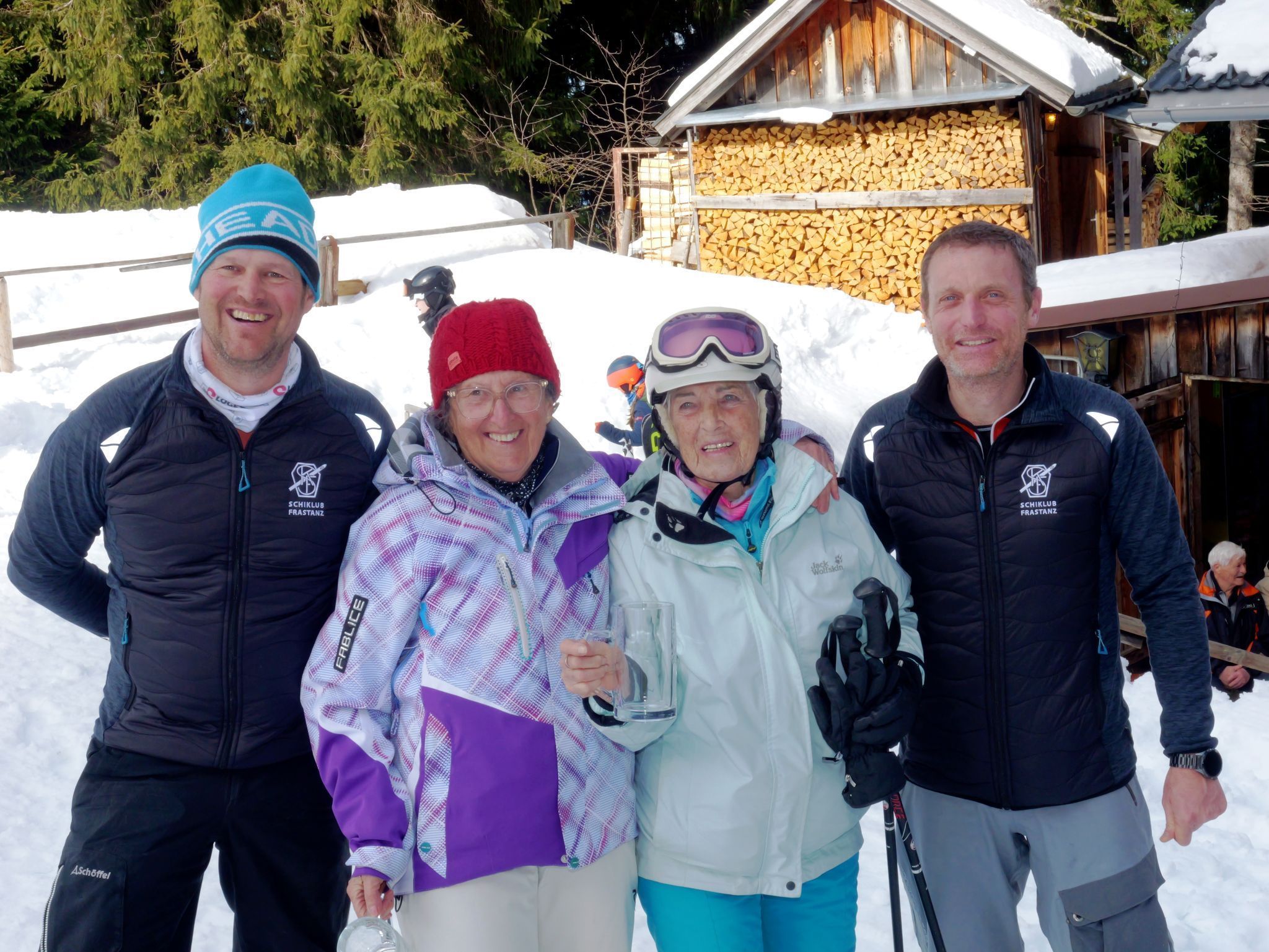 Für die ältesten Teilnehmerinnen Hannelore Egger und Waltraud Wertnig gab es viel zu Feiern.