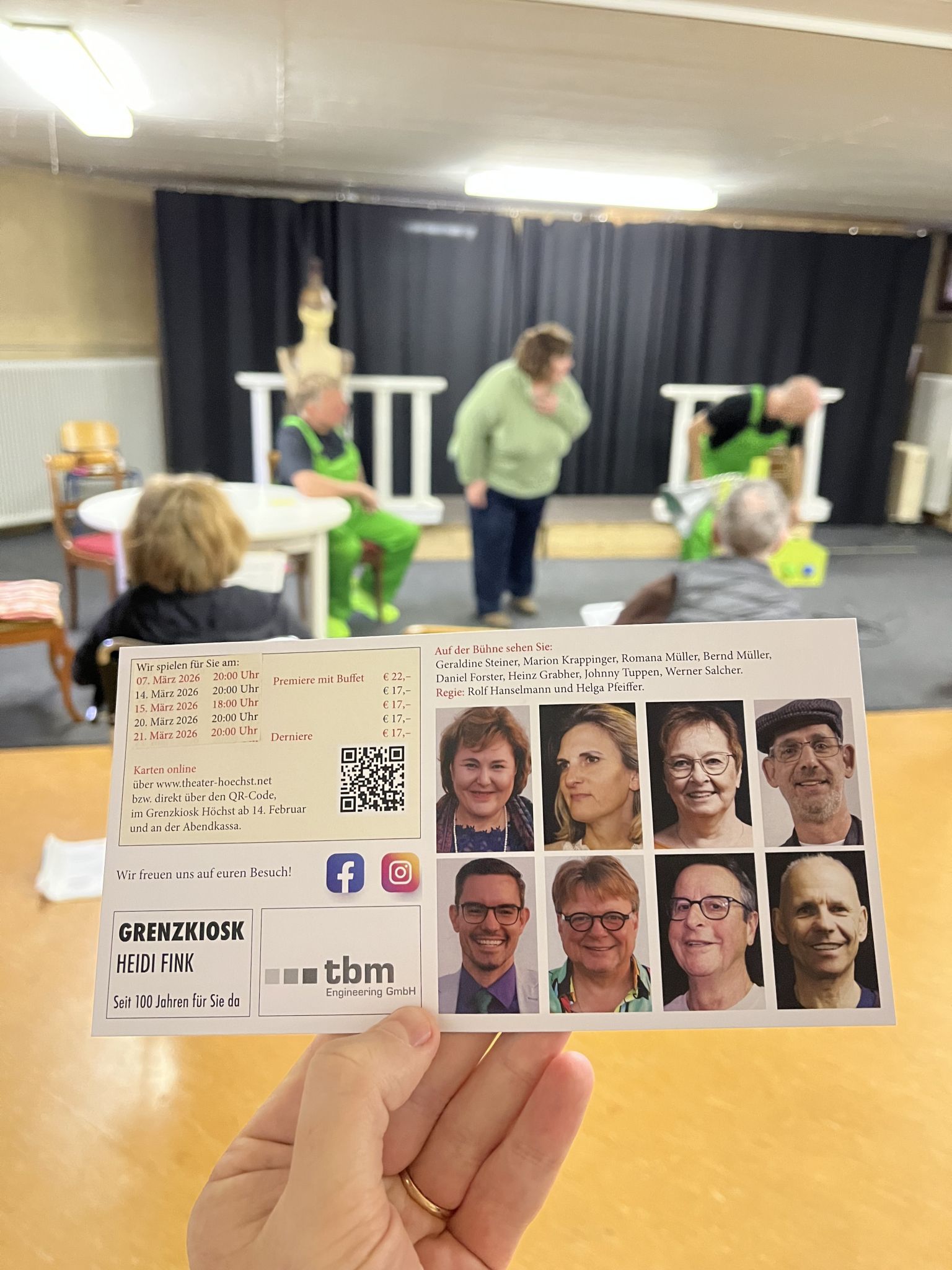 Neben altbekannten Gesichtern sind auch wieder ein paar Debütanten auf der Bühne.