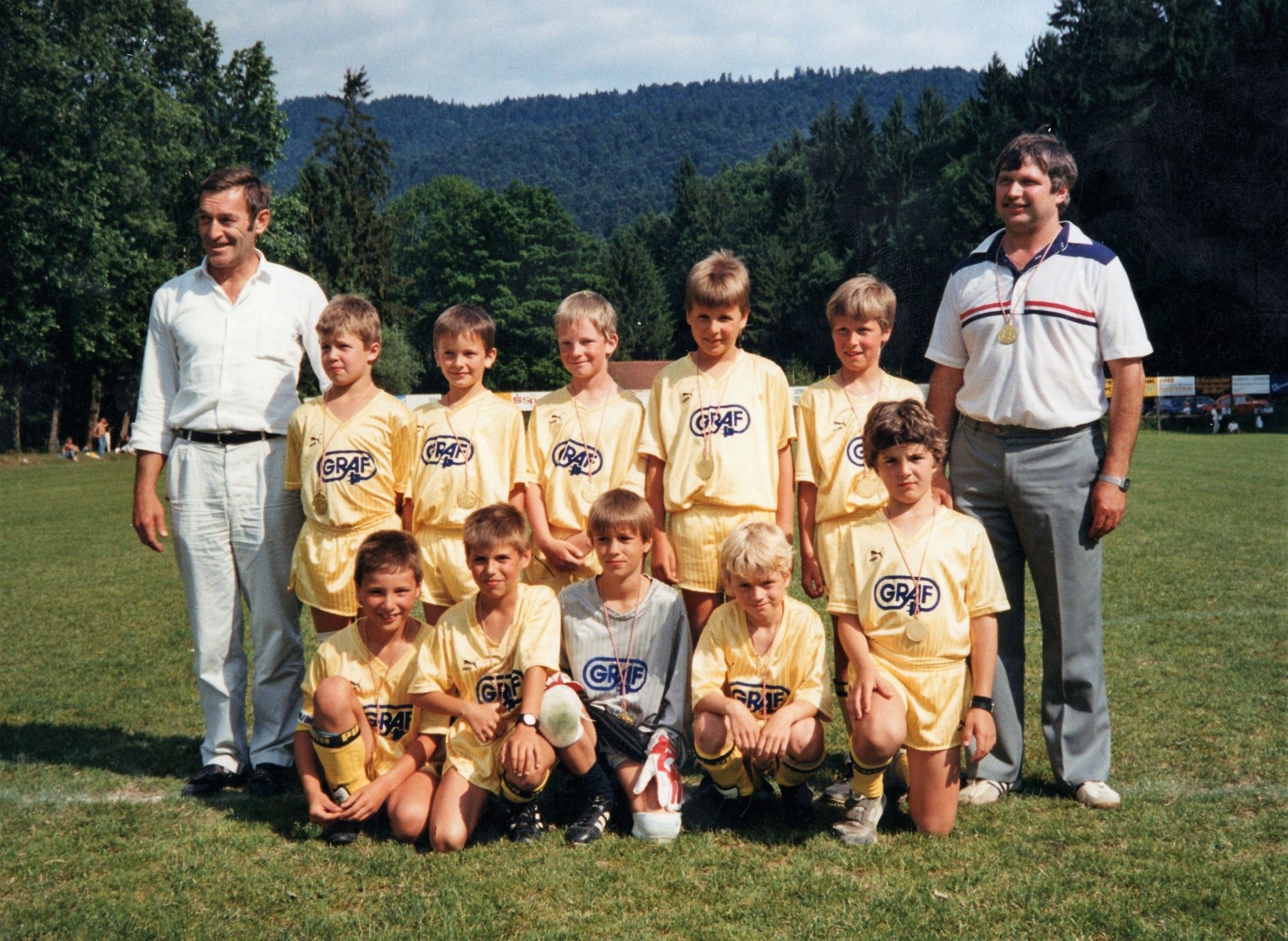 Paul Wohlgenannt (l.) 1989 als Jugendtrainer des FC Wolfurt. 