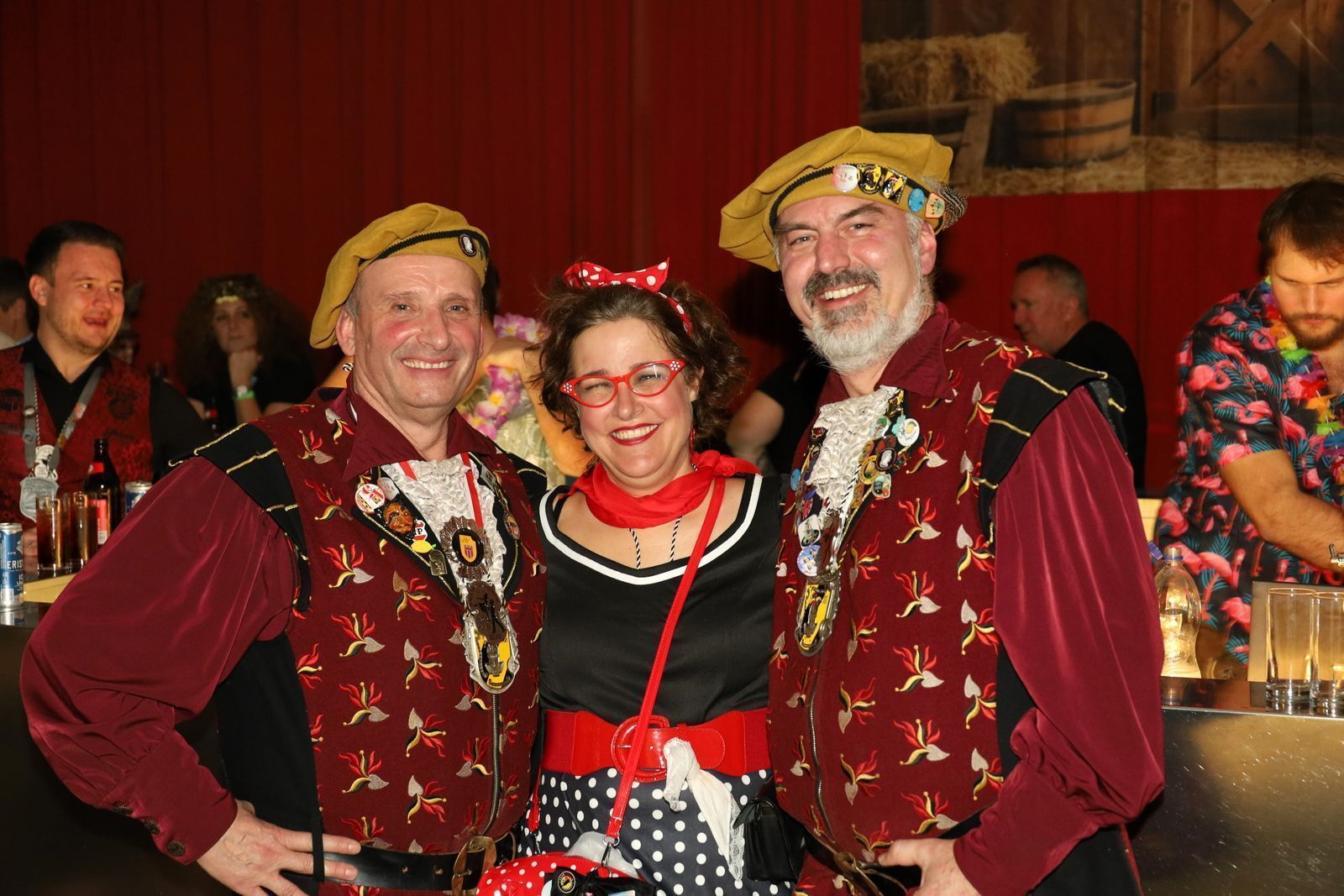 Ritter Anton (li), Komtur Ritter Wolfgang (re) mit Gefolgedame Sybille