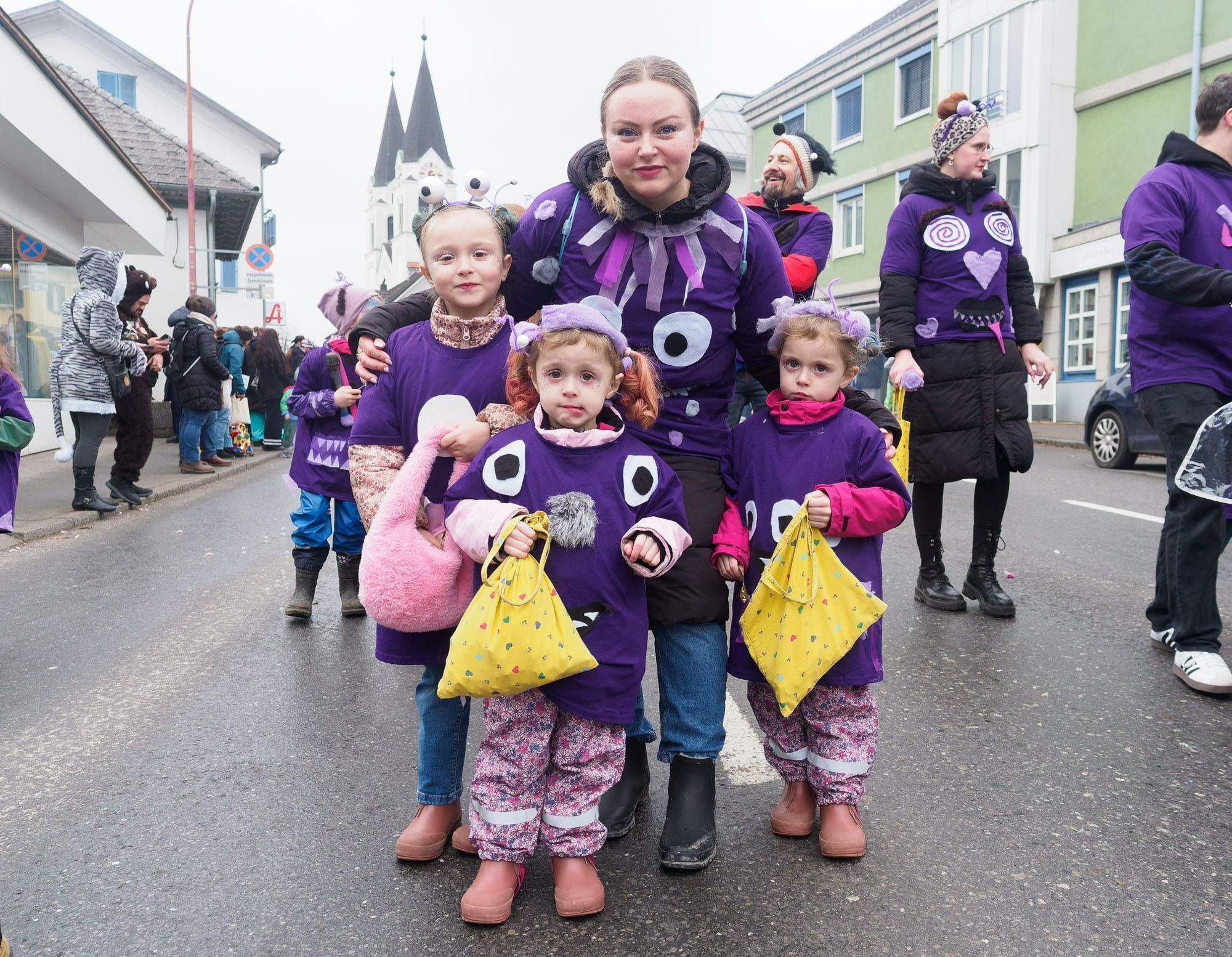 Götzner Fasnatumzug - Samstag 14. Februar (Bildergalerie)
