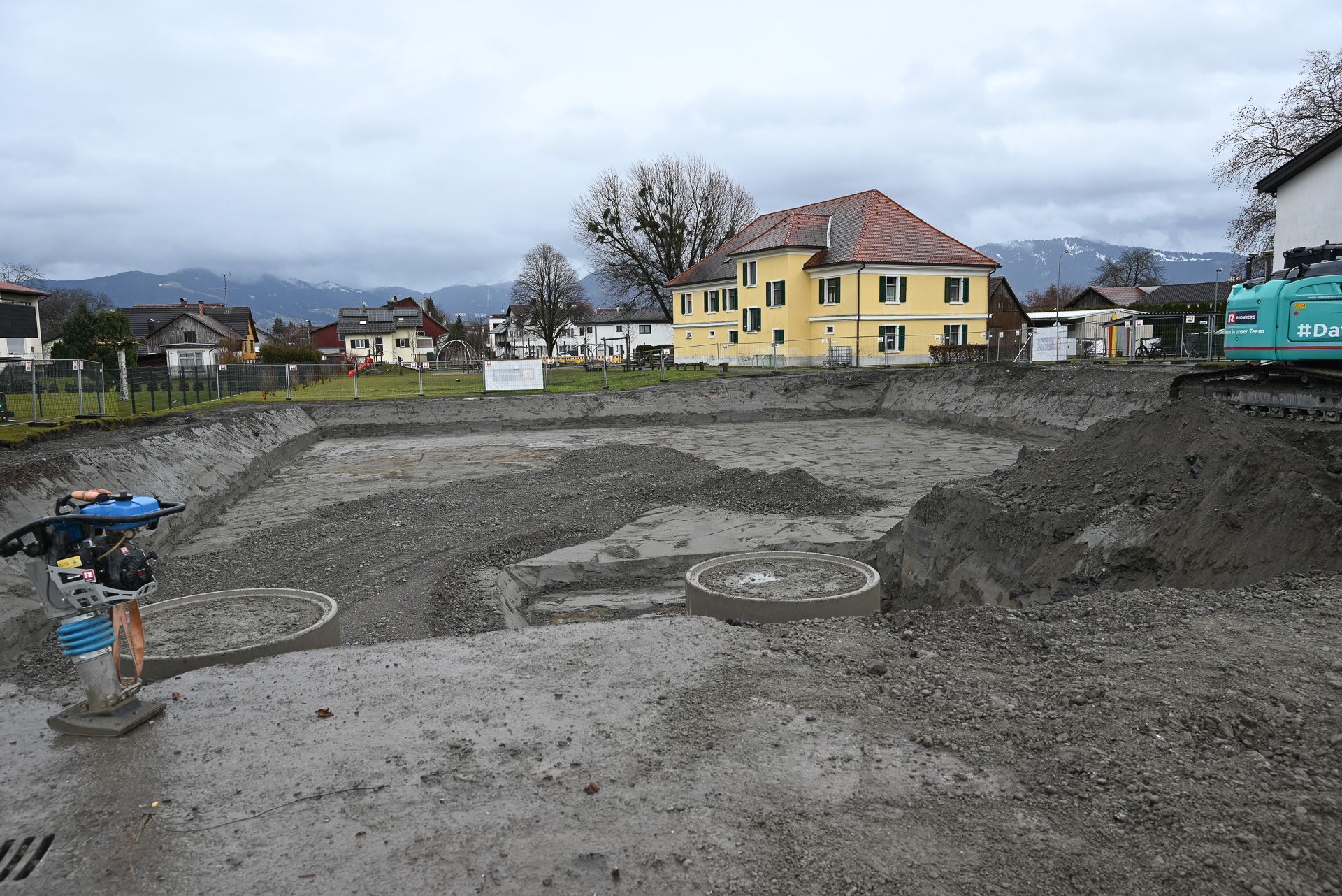 Rund 3000 Kubikmeter Wasser umfasst der neue Tiefbehälter.