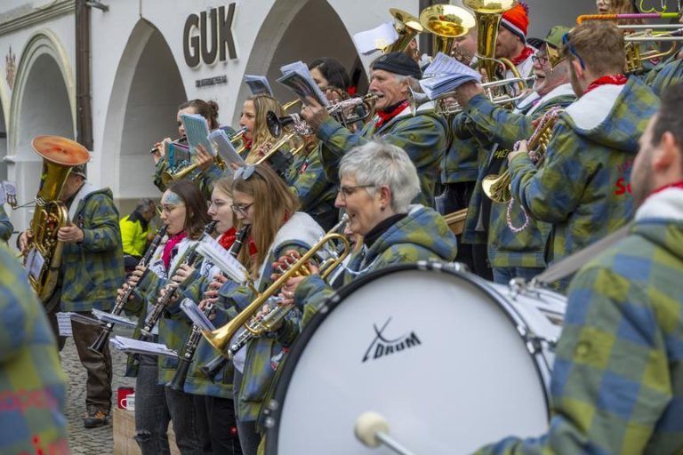 Die schönsten Bilder: So verwandelten 3000 Mäschgerle Feldkirch in eine Faschingshochburg