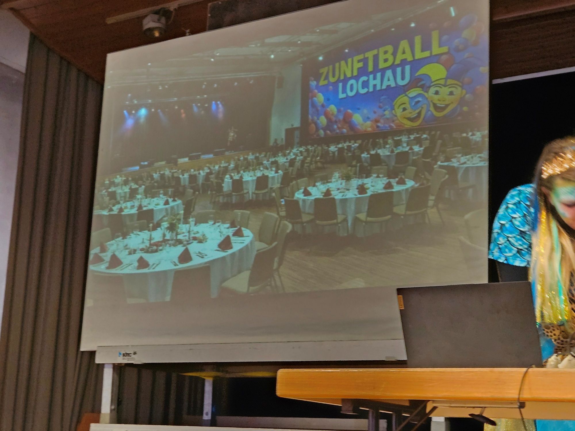 Bilder von der närrischen Machtübernahme mit „Bürgermeister-Absetzung“ in Lochau. (Bildergalerie)