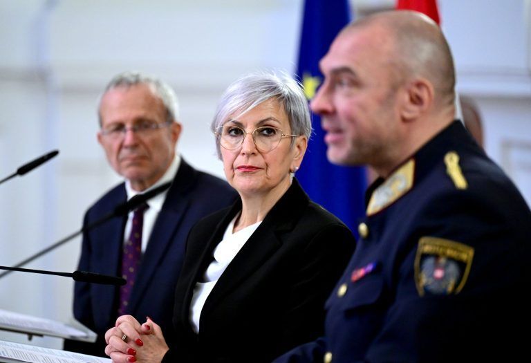 Haftanstalten unter Druck: "Wenn es brenzlig wird, zählen aber Sekunden"