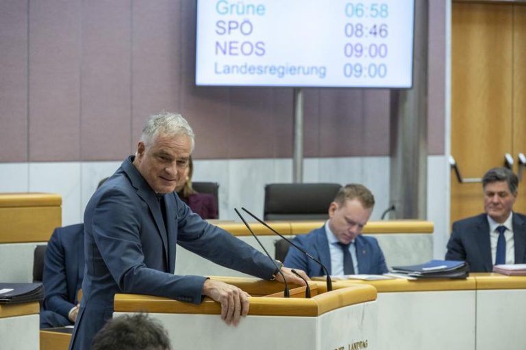 Ob Hallenbad in Rankweil oder Notarztsystem: "Sie regieren mit Überheblichkeit und Arroganz der Macht"