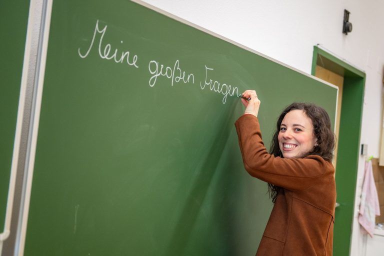 Zwischen Sakramenten und Social Media: "Es ist eine Berufung"