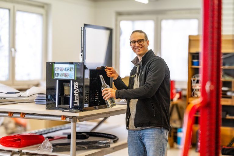 „Man kann sogar mit ihm sprechen“ – Jungunternehmer revolutionieren den Ausschank