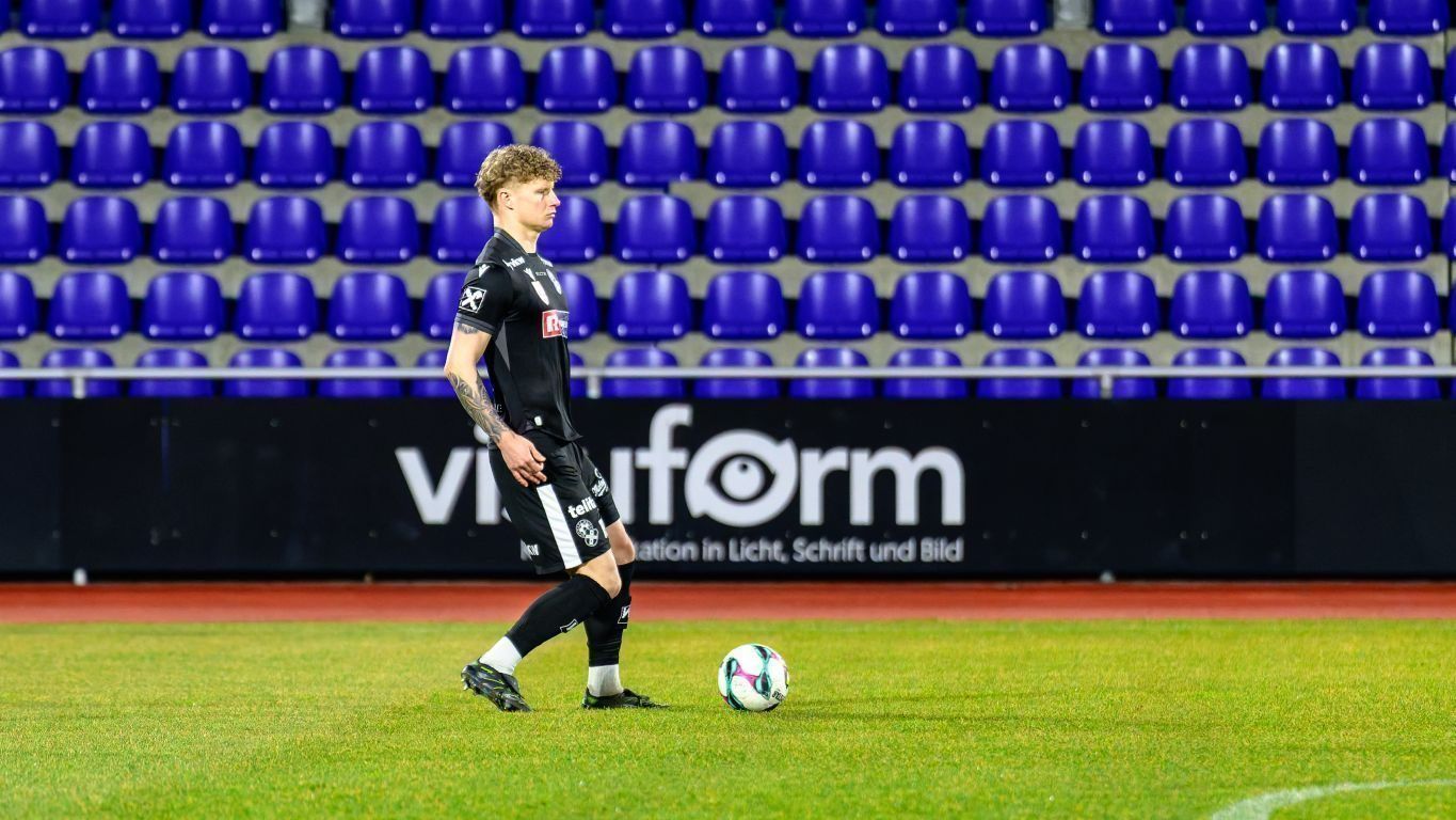 Ein Innenverteidiger von der Insel