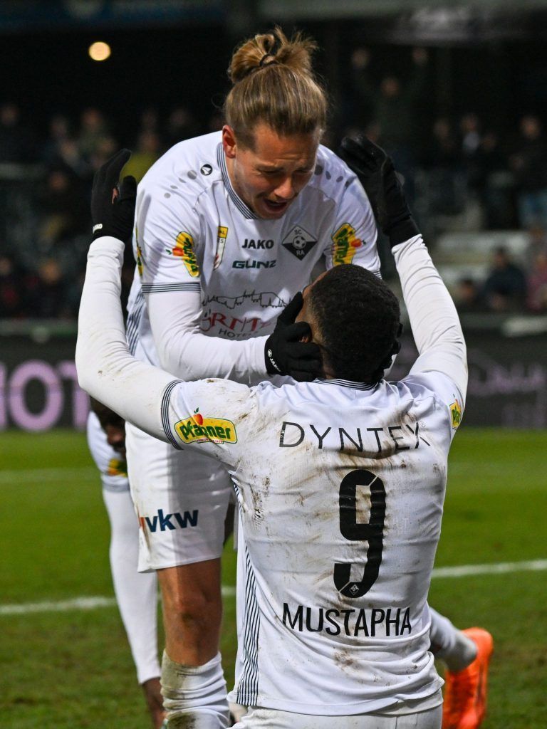 GEPA-20251122-101-120-0242