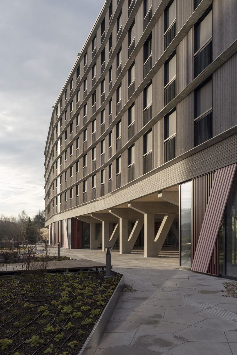 HVR_019_0413 (1).jpg