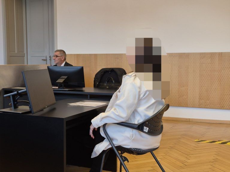 Investment Betrügerin.jpg