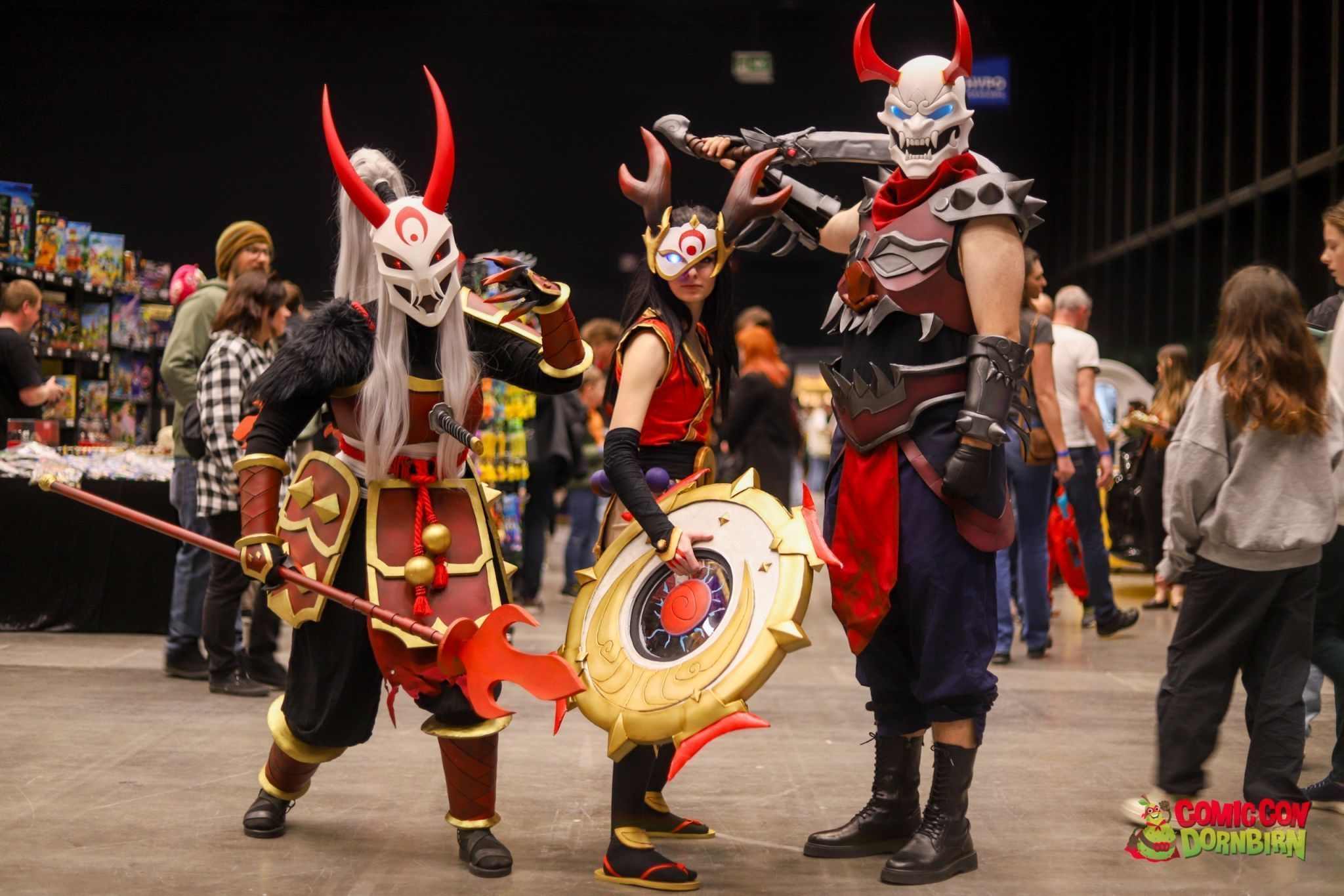 Der Mensch hinter der Maske: Janine Vonblons Reise zur Cosplayerin und Jurorin