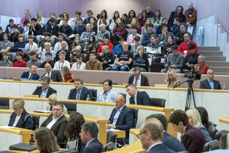 Ob Hallenbad in Rankweil oder Notarztsystem: "Sie regieren mit Überheblichkeit und Arroganz der Macht"