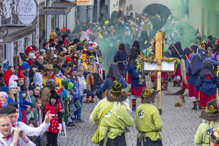 Die schönsten Bilder: So verwandelten 3000 Mäschgerle Feldkirch in eine Faschingshochburg