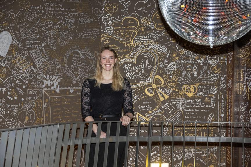 Gold-Gefühl an der Rezeption: Elena Mathis' Weg zum EuroSkills-Sieg