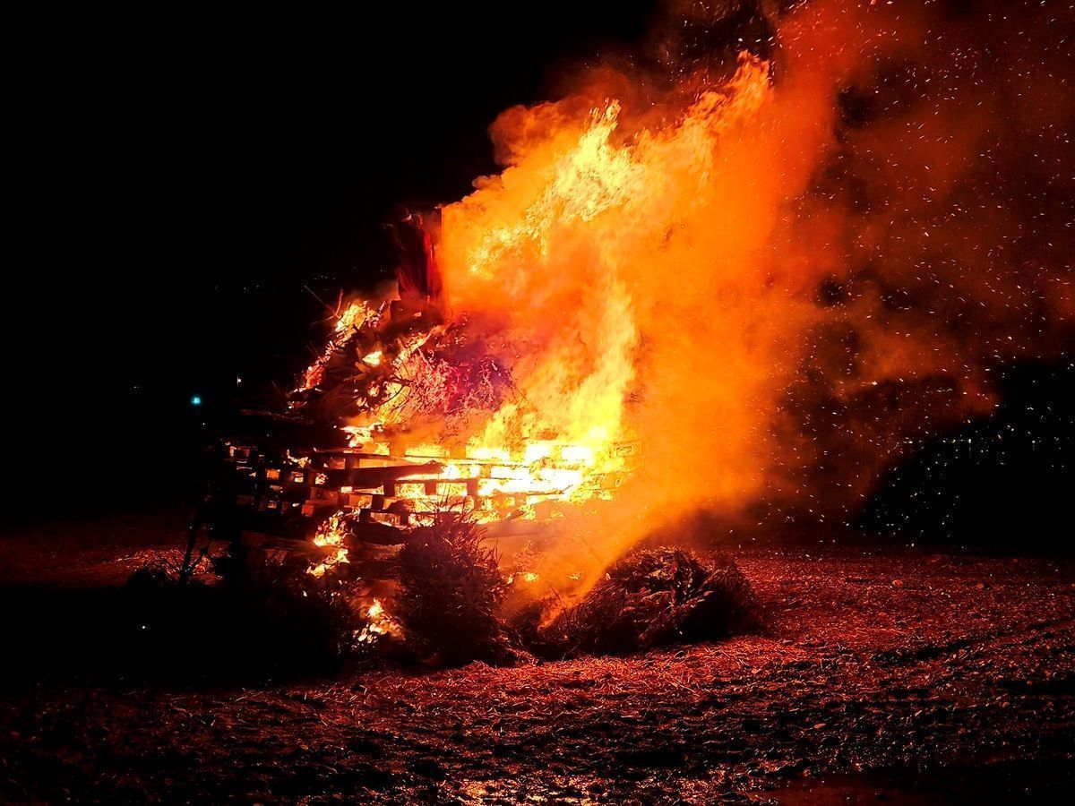 Impressionen vom Funkenabbrennen in Lochau am See und am Berg (Bildergalerie)