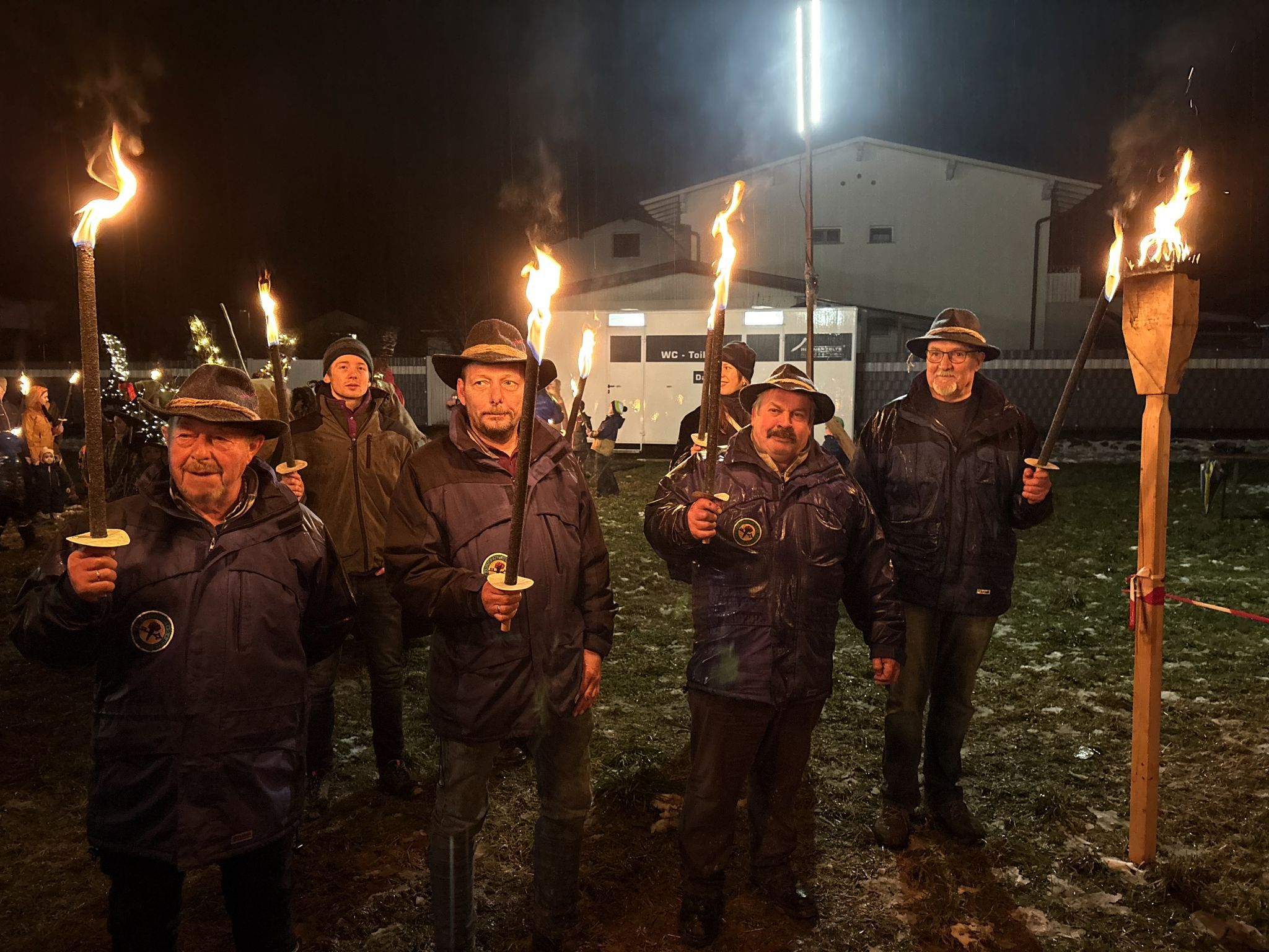 Fackeleinzug vor dem Funkenabbrennen in Gantschier
