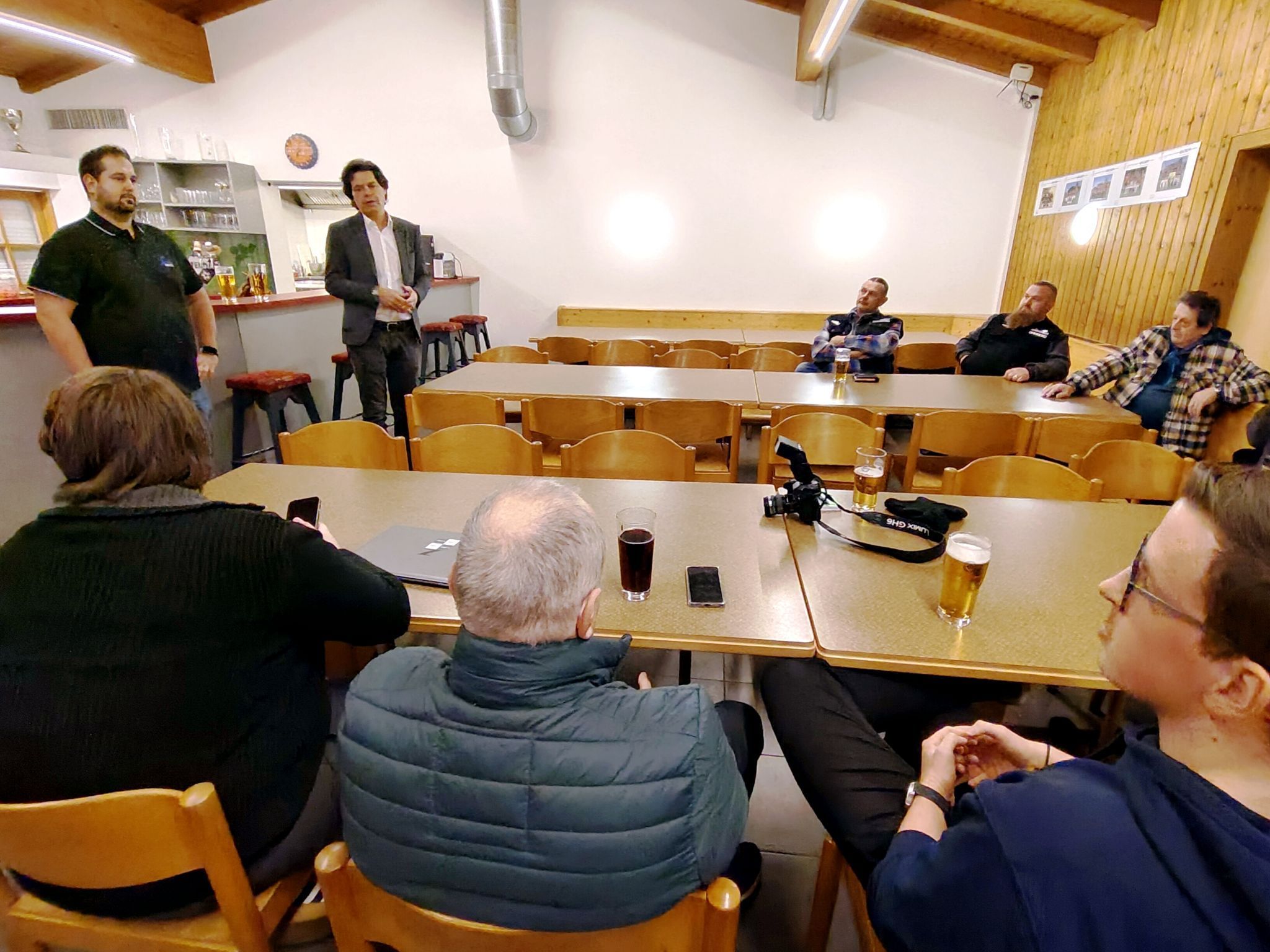 Angeregte Diskussion auf dem Ortsteilgespräch in Altenstadt.